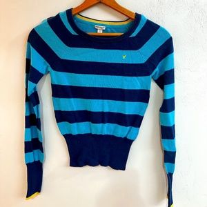 American Eagle Women’s Navy & Blue Striped Sweater Size: S